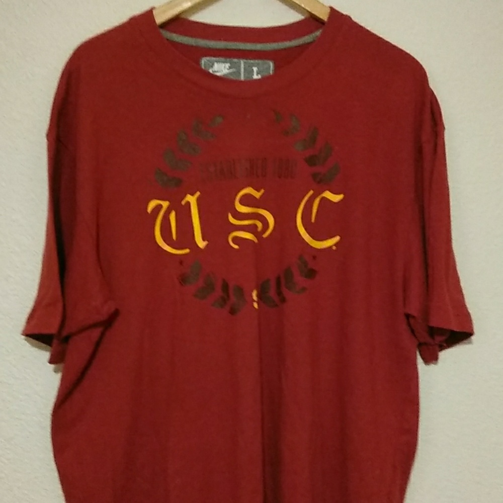 MENS NIKE T SHIRT